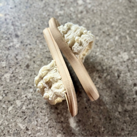 Girls White Sandals with Bead Embellishments Size 11.5C-12.5C - Picture 5 of 9